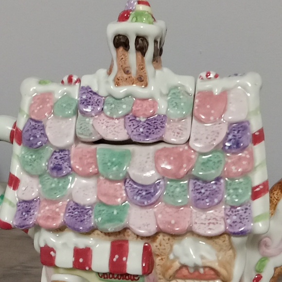 Fitz and Floyd Candy Lane Teapot New - Picture 5 of 11